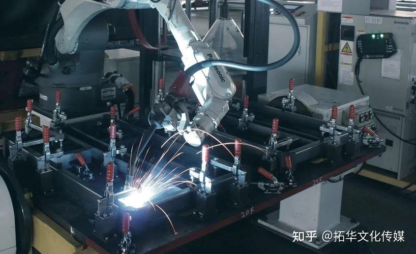 东亚机械 产品步入军工领域，文化传媒协同发展新篇章